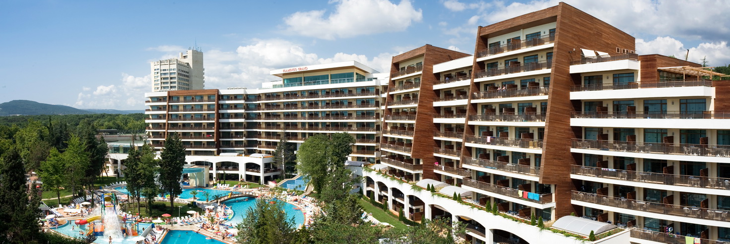 Panoramic view of Flamingo Grand Hotel and its outdoor pools