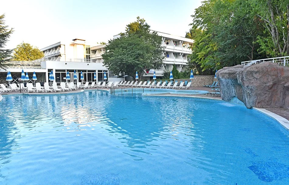 Althea — view 2
