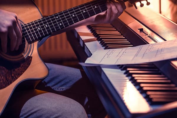 9. MUSICOLOGY